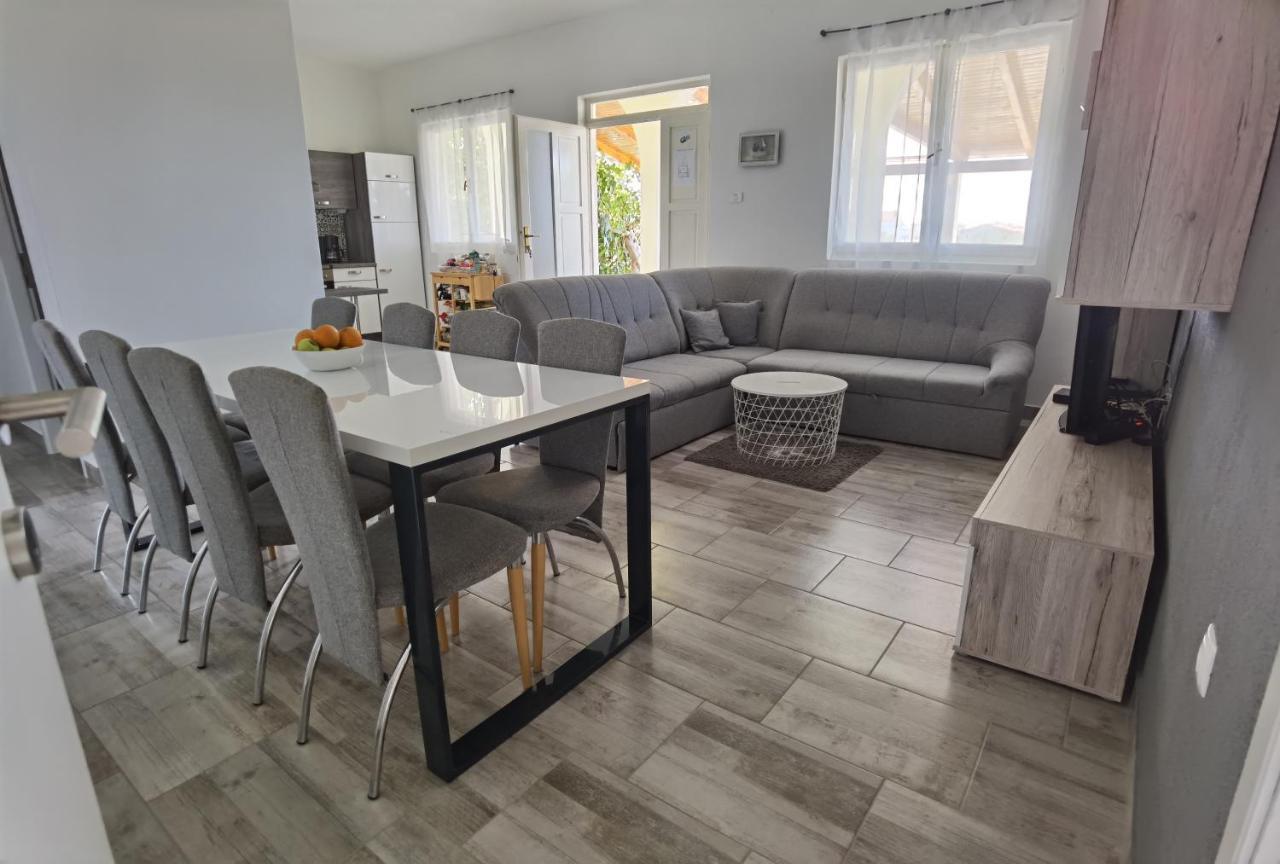 Apartments Jasna Privlaka  Bagian luar foto