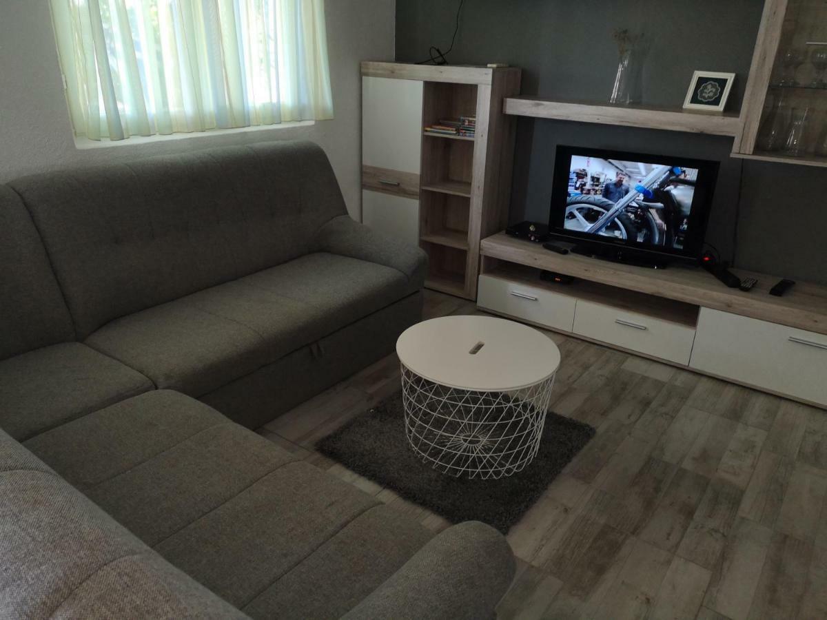 Apartments Jasna Privlaka  Bagian luar foto